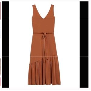 Banana republic gorgeous tie waist dress